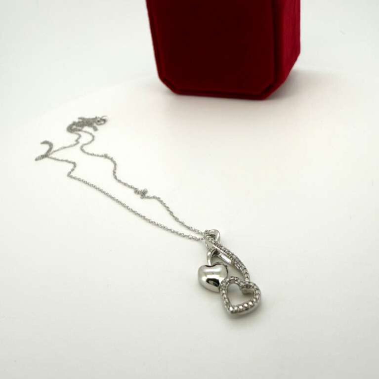 chain /pendant chain/pendant diamon heart 10k diam Size size18/1mm Weight 0.12ctw