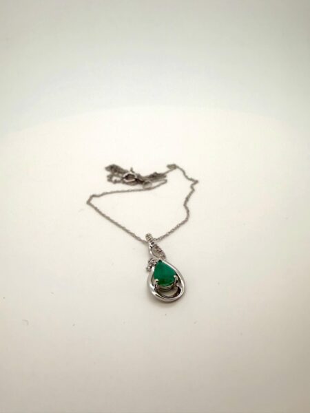 chain /pendant chain/pendant emerald green 10k emerald green Size size18/1mm Weight 0.05ctw