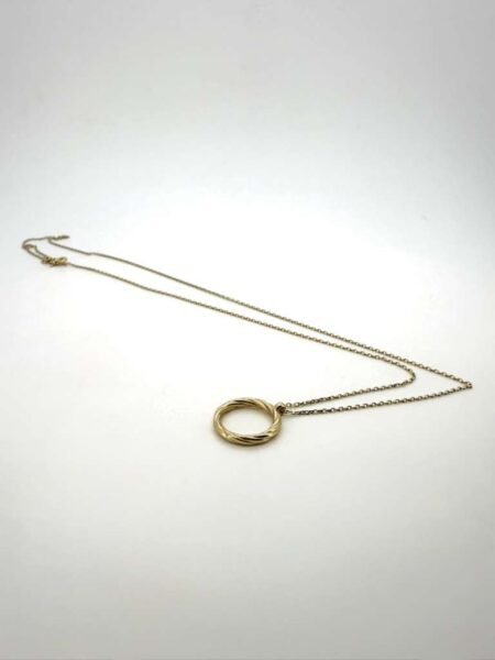 chain/pendant thread with a loop 10k Size size17.5/0.65mm Weight 1.75gr