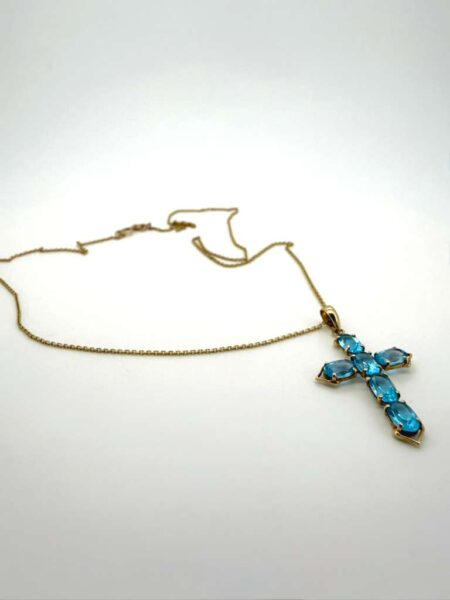 chain /pendant chain w/crucifix and zirc 14k zirc Blue Size sz18/0.7mm Weight 2.95gr