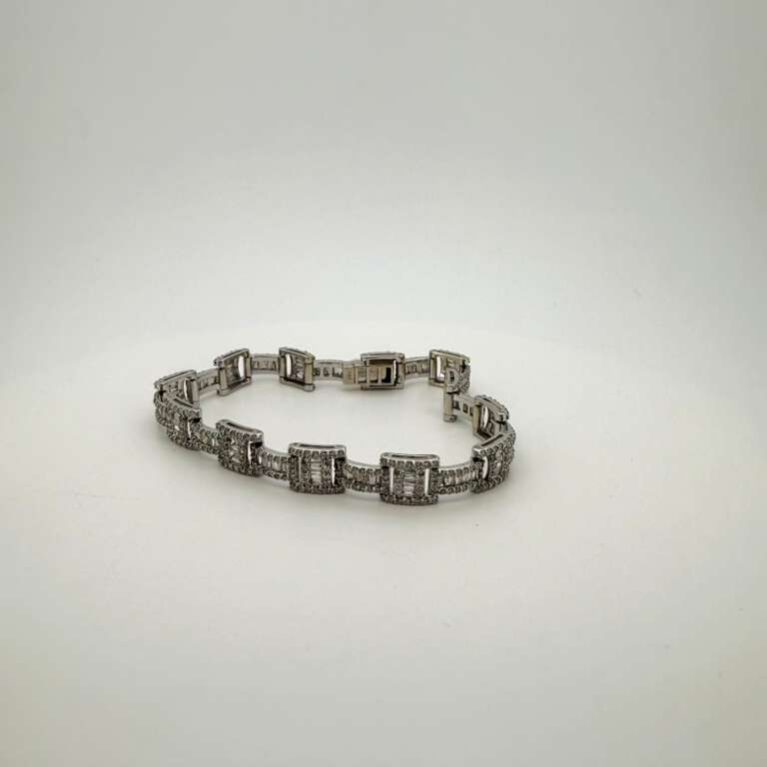 bracelet Diam. tennis w/diamon 14k diamon Size size7.5/7.9mm Weight 17.4gr