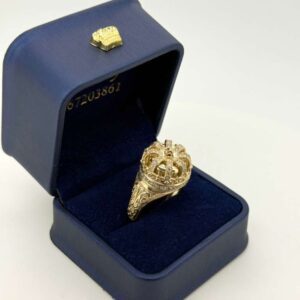 Ring Ring with a crown 10k Size size 10 Weight 6gr