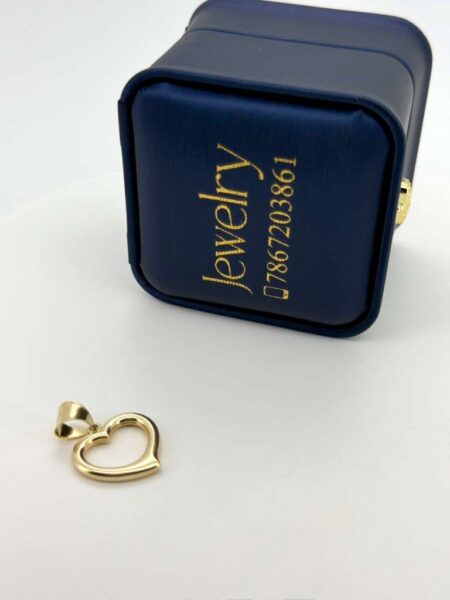 chain /pendant Heart pendant 10k Weight 1gr