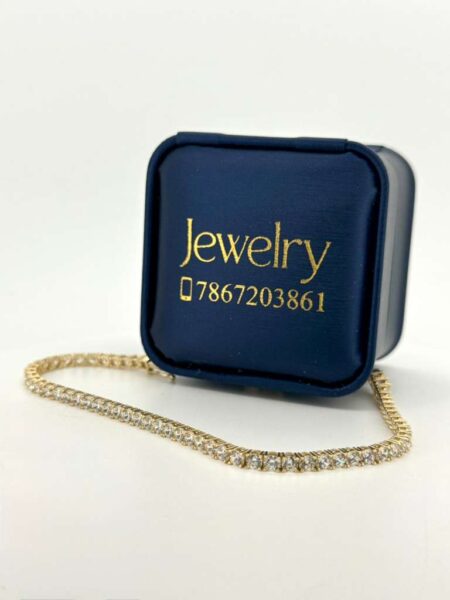 bracelet bracelet tennis 10k zircW Size 3.4mm size 7.5 Weight 6.4gr