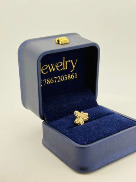 chain /pendant Butterfly pendant 10k Weight 0.4gr