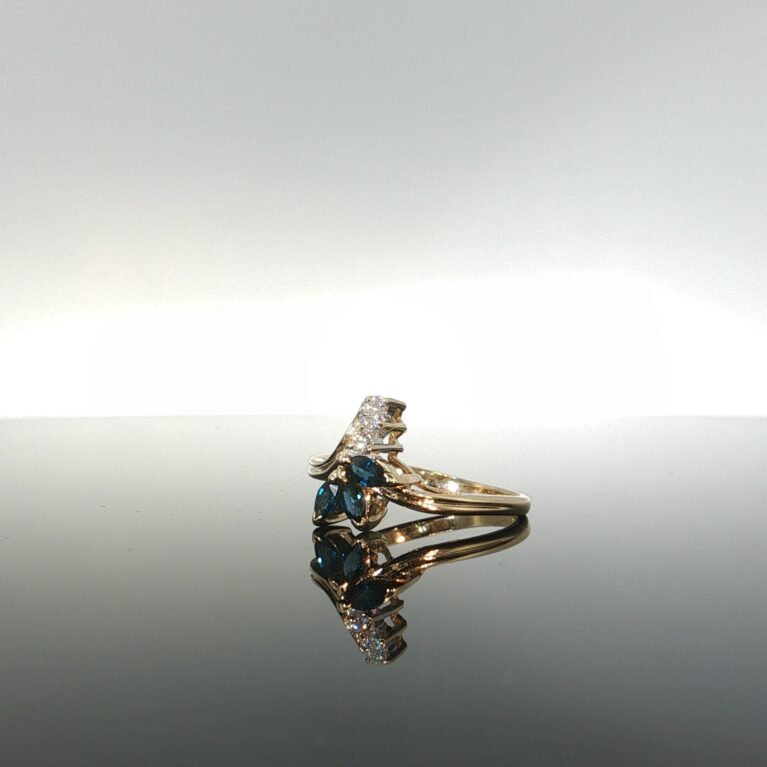 ring/diam/sapphire bouquet 14k diam w/sapphire blu size6 2.55gr