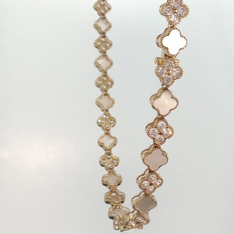 chain /choker of withe flower & zirc 10k ename W/zirc W size18/6mm 15.35gr