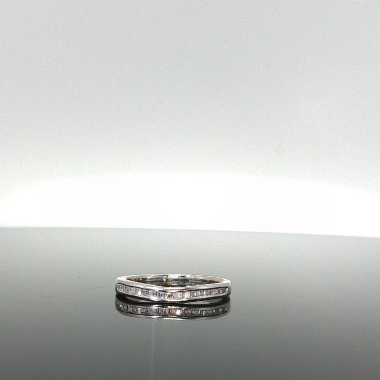 Ring singler ring 14k zirc W size7 2.85gr