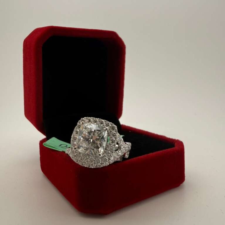 Diamond Ring Bridal Lady 14k Lab. Diamons Size size7 Weight 6.75ctw(4.75ct)