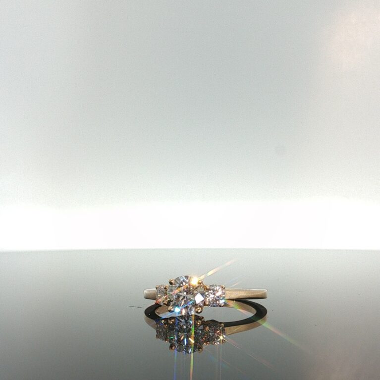 Diamond Ring & Lab Diamond Ring & Lab 14k Diamond & Lab size 8 4gr
