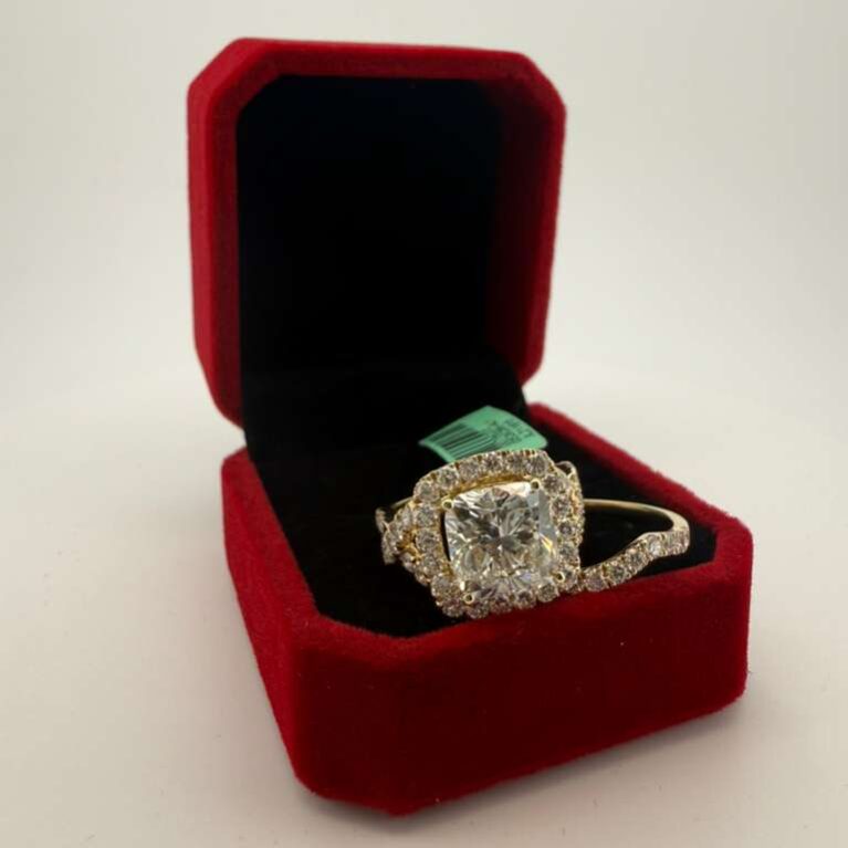 Bridal 14k Lab. Diamons Size size7 Weight 6.38ctw(4.35ct)
