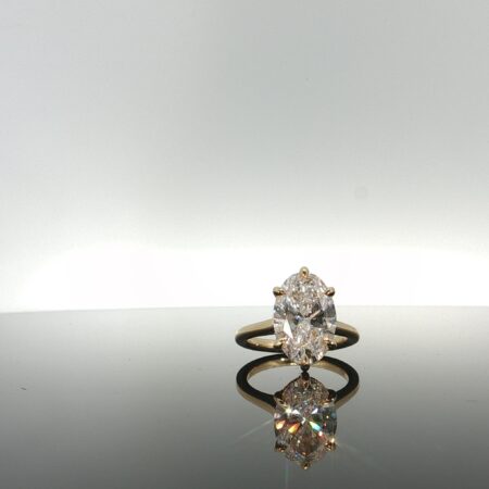 Lab. Diamons Ring Lab. Diamons Ring 18k Lab. Diamons size 6 6.2gr
