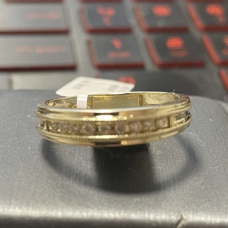anillo compromiso 10k diamante Size size10 Weight 0.15ctw