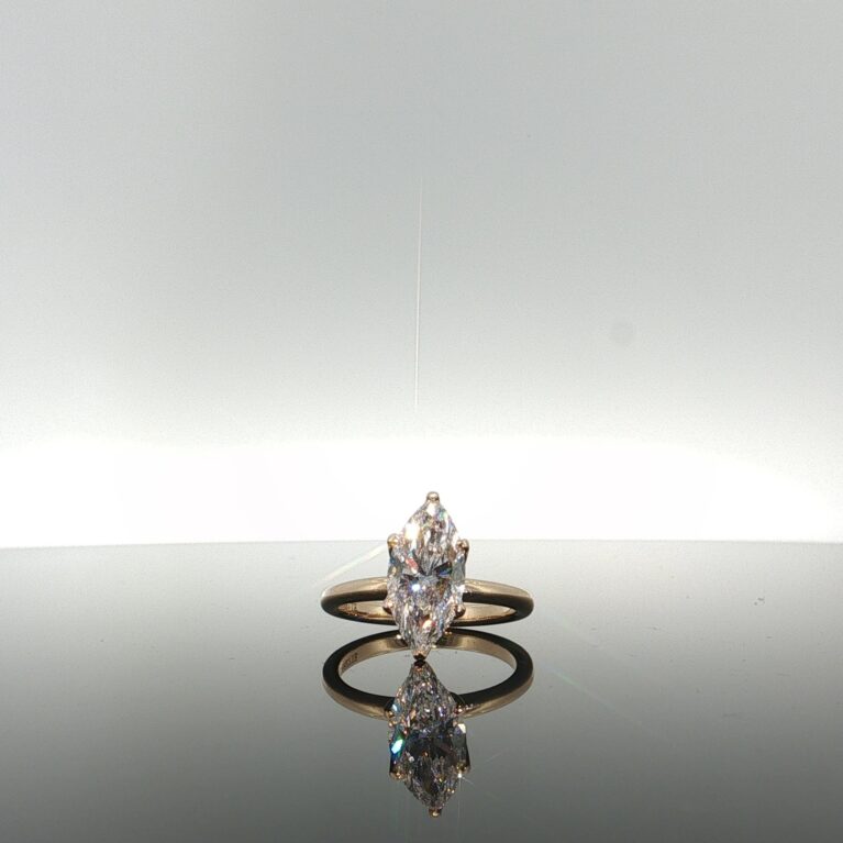 Lab. Diamons Ring Lab. Diamons Ring 14k Lab. Diamons size 5,5 3.3gr