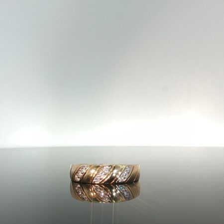 Ring zirc Ring zirc 14k zircw size 8.5 3.4gr