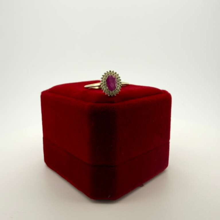 Ring + Diamond 10k Size 6.5/ 0.18ctw Weight 1.8gr