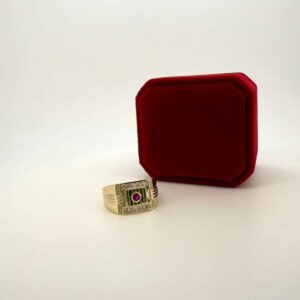 Ring square w/stone red 14k Size 10.5 Weight 5.95gr