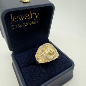 Ring San Lazaro 10k zircW size 12/ 5gr