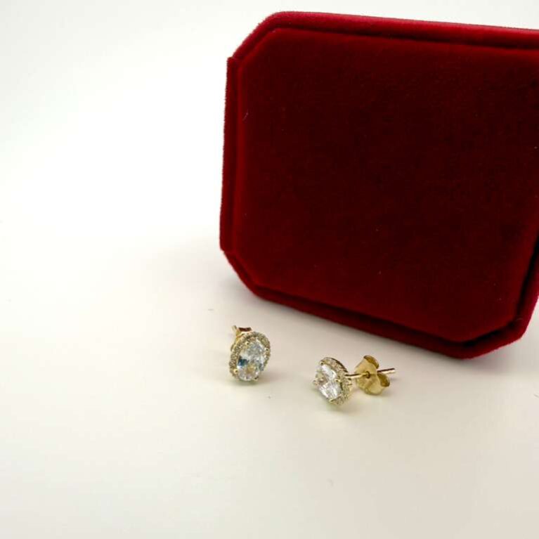 Earring 0val w/zirc 10k Weight 1.15gr