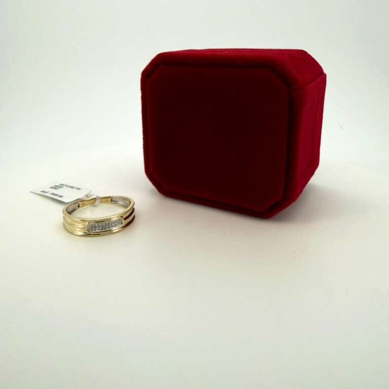 Ring + Diamond mens band 10k size10/0.04ctw Weight