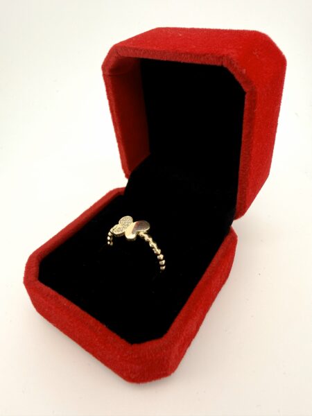 Ring trehad w/ butterfly 1 14k zirc B  size9 Weight 1.7gr