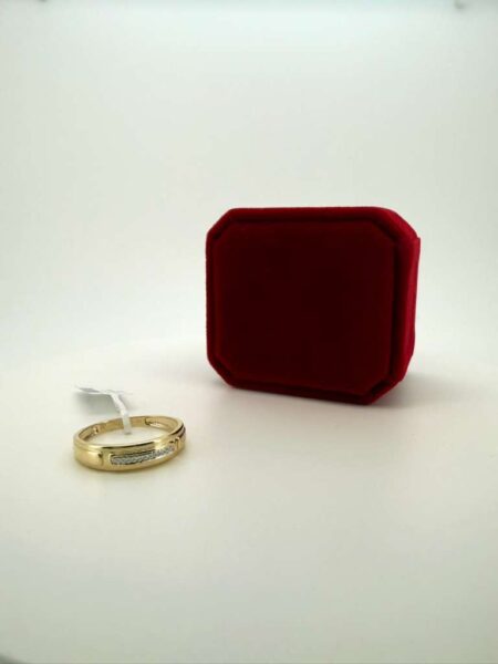 Ring + Diamond mens band 10k  size10/0.04ctw Weight 2.2gr