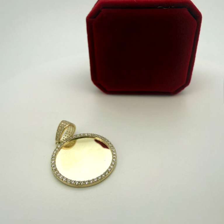 pendant  w /zirc photo 10k zirc W Size 1.5'' Weight 3.5gr