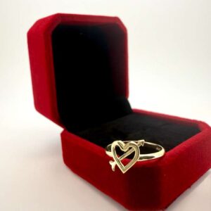 Ring Pierced Heart  10k Size 7.5 Weight 1.4gr