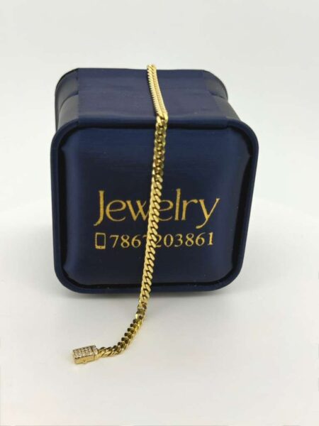 Bracelet 10k Size 6/3mm Weight 3.9gr