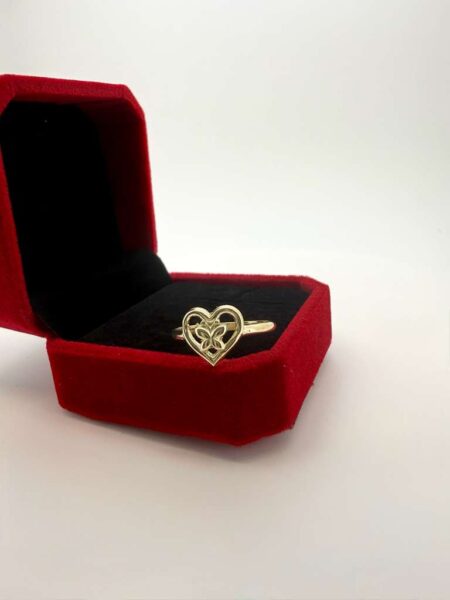 Ring Heart-style ring with butterflies 10k size 7 Weight 1.5gr