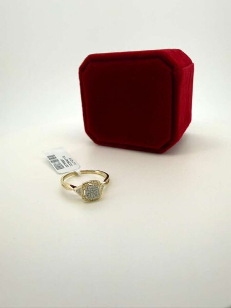 Ring + Diamond ladiesring square 10k Size 7 Weight 0.09ctw