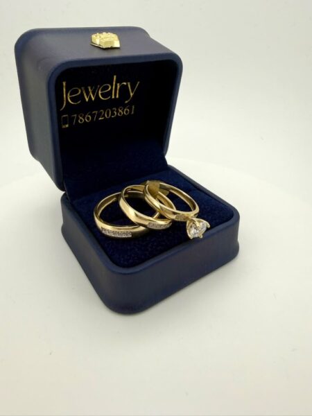 Ring commitment 10k zirc W size 10/7 6.9gr