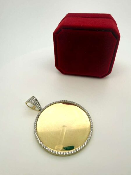 pendant  for photo w/zirc 10k zirc W Size 2.1'' Weight 7.65gr